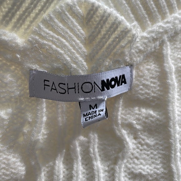 Fashion Nova Sweater - Picture 5 of 5